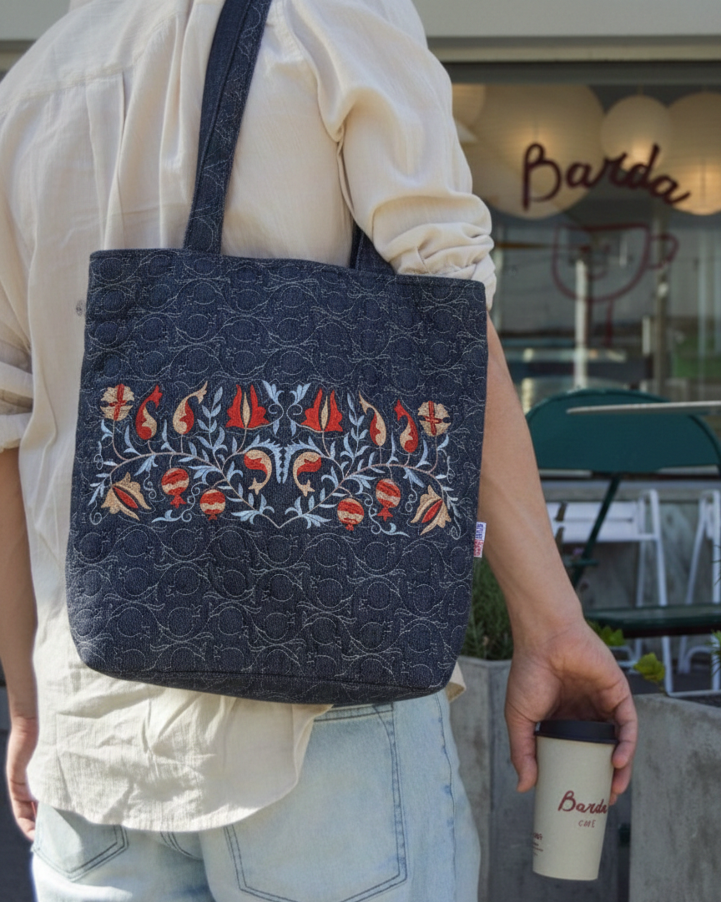 Anor Embroidered Quilted Tote